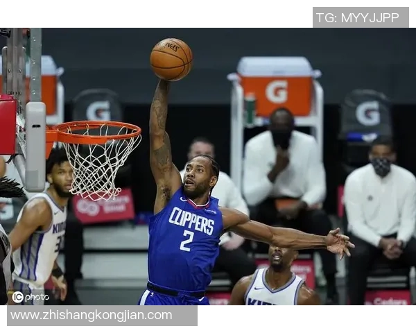 伦纳德状态火热仍信队友，第三节侵略性强助快船胜国王